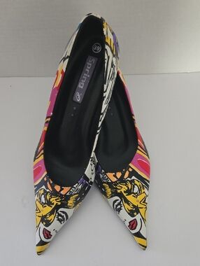 Ring Women's Multicolor Pointed-Toe Heels with Pop-Art Print